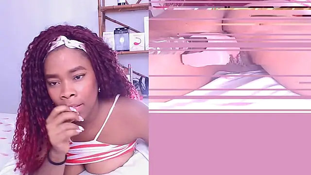 Snapshot of Sophia_Lovers01 chatting on 01.05.25 Sophia Lovers01 online show from 01.05.25