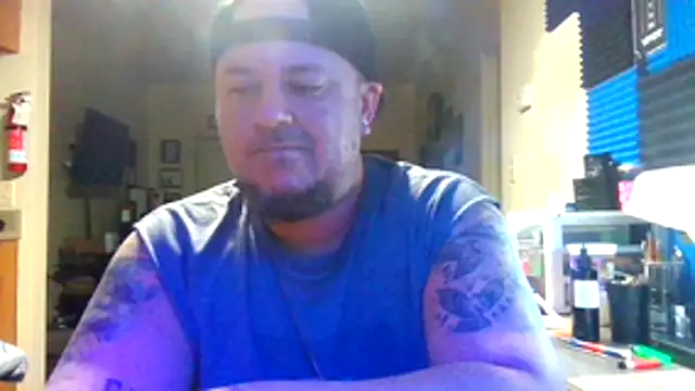 Snapshot of Tyrish361 chatting on 10.21.25 Tyrish361 online show from 10.21.25