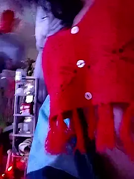 gurlnips online show from 10.20.25