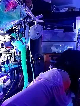 gurlnips online show from 03.14.26