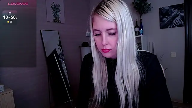 Mermaid N online show from 03.18.25