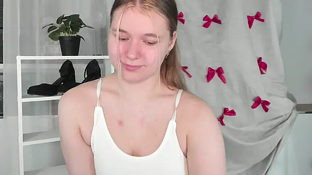 Snapshot of Rebecca_Kelly chatting on 01.31.25 Rebecca Kelly online show from 01.31.25