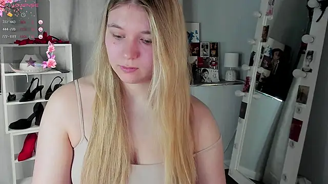 Rebecca Kelly online show from 03.11.26