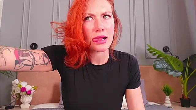 Liv Fay online show from 08.04.26
