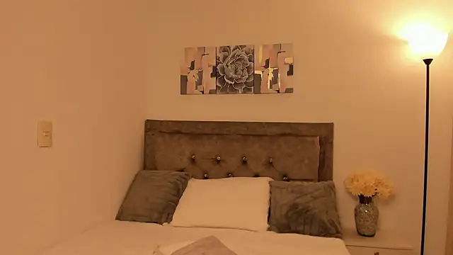 DarlinJones online show from 01.09.25