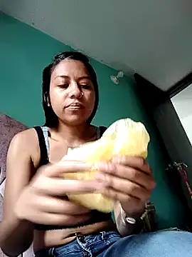 Tiphanydirty3 online show from 02.04.25