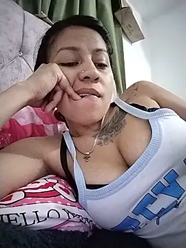 Tiphanydirty3 online show from 05.23.26