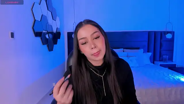 Snapshot of CelestePalmer_ chatting on 01.10.25 CelestePalmer online show from 01.10.25