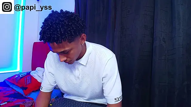 dominic smith  online show from 11.12.25