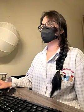 Snapshot of Jenni_nana chatting on 12.23.25 Jenni nana online show from 12.23.25