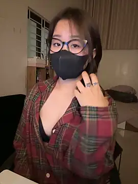 Snapshot of Jenni_nana chatting on 03.08.26 Jenni nana online show from 03.08.26