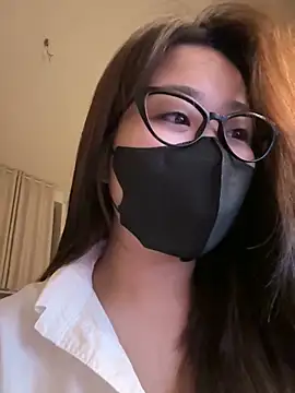 Snapshot of Jenni_nana chatting on 04.05.26 Jenni nana online show from 04.05.26