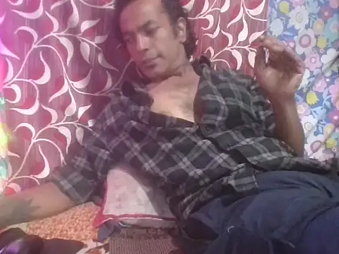 Bangingchick online show from 10.30.25