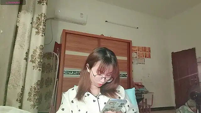 Lili 666 online show from 05.17.26