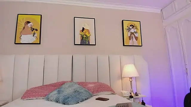 Snapshot of angelss_of_charlie chatting on 04.03.26 angelss of charlie online show from 04.03.26