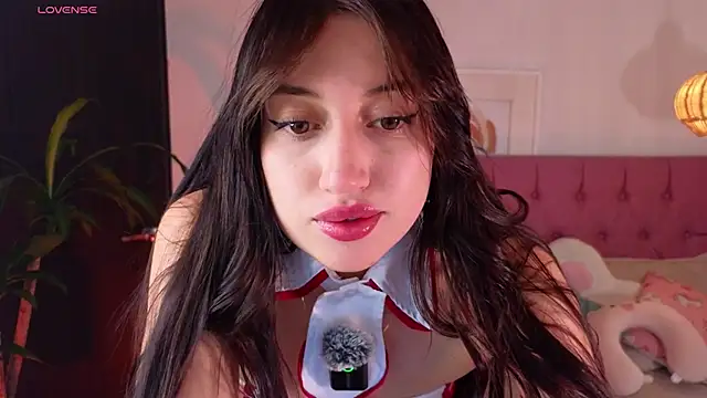 Snapshot of eimy22 chatting on 01.19.25 eimy22 online show from 01.19.25