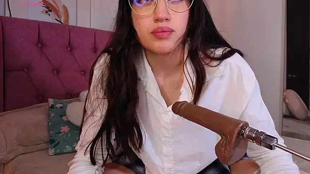 Snapshot of eimy22 chatting on 01.28.25 eimy22 online show from 01.28.25