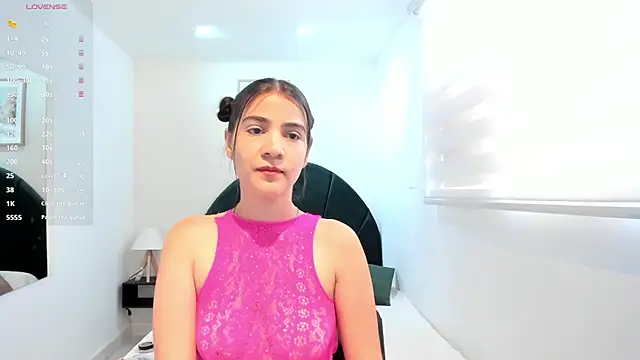 Snapshot of Miranda_doll_ chatting on 05.23.26 Miranda doll online show from 05.23.26