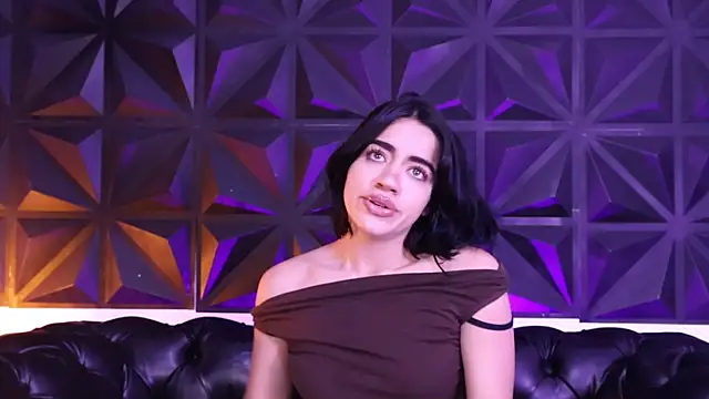 Snapshot of KasiaNoir_ chatting on 11.10.25 KasiaNoir online show from 11.10.25