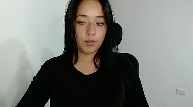 Snapshot of jjulietha95 chatting on 01.26.25 jjulietha95 online show from 01.26.25