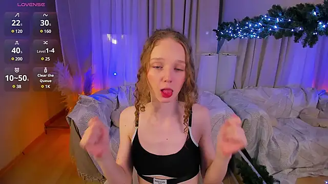 Snapshot of _Rose_Charming_ chatting on 12.20.24  Rose Charming  online show from 12.20.24