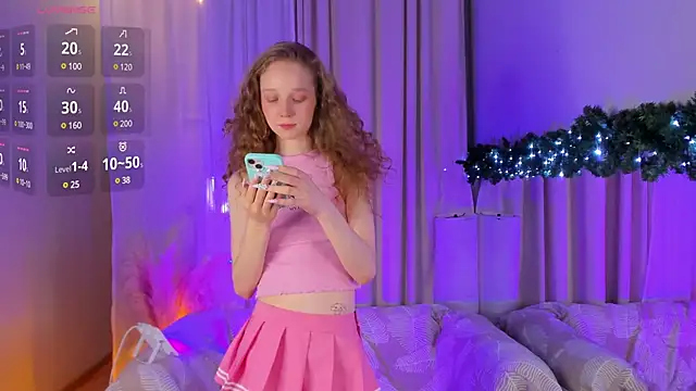 Snapshot of _Rose_Charming_ chatting on 01.07.25  Rose Charming  online show from 01.07.25