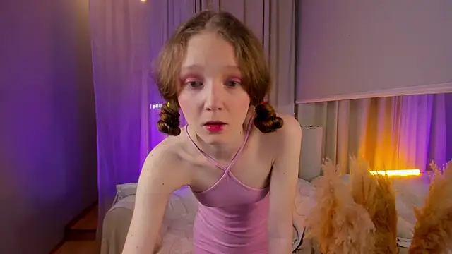 Snapshot of _Rose_Charming_ chatting on 01.23.25  Rose Charming  online show from 01.23.25