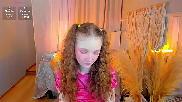 Snapshot of _Rose_Charming_ chatting on 02.03.25  Rose Charming  online show from 02.03.25