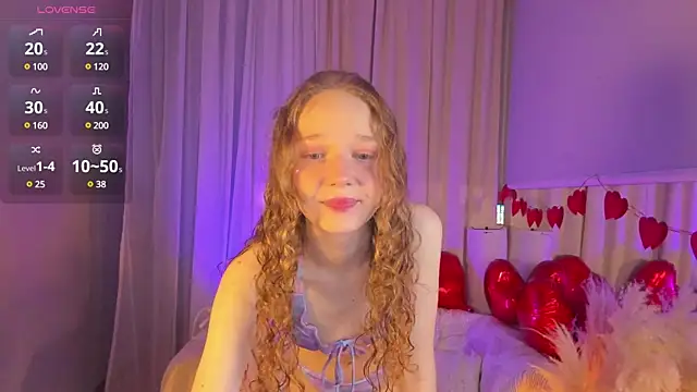 Snapshot of _Rose_Charming_ chatting on 02.11.25  Rose Charming  online show from 02.11.25