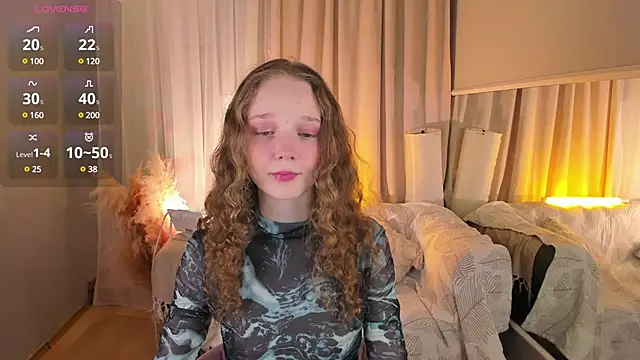 Snapshot of _Rose_Charming_ chatting on 02.22.25  Rose Charming  online show from 02.22.25