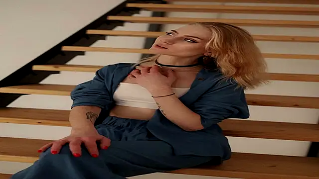 MarthaGees online show from 11.12.25