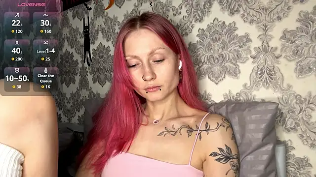 MarthaGees online show from 12.04.25