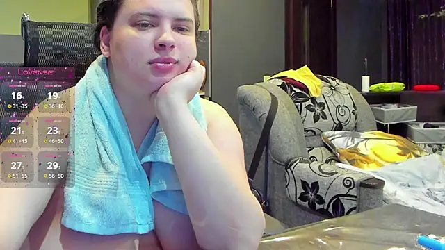 1lindsey1 online show from 09.23.25