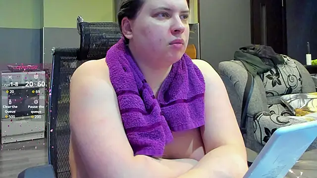 1lindsey1 online show from 09.30.25