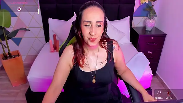 Snapshot of jadde13_ chatting on 09.16.25 jadde13 online show from 09.16.25