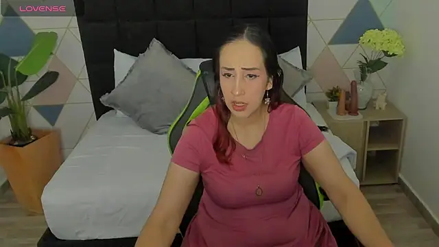 Snapshot of jadde13_ chatting on 11.04.25 jadde13 online show from 11.04.25