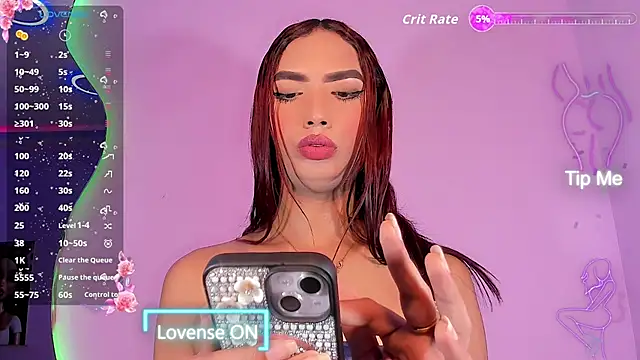 Snapshot of Babyenderlyn chatting on 11.17.25 Babyenderlyn online show from 11.17.25