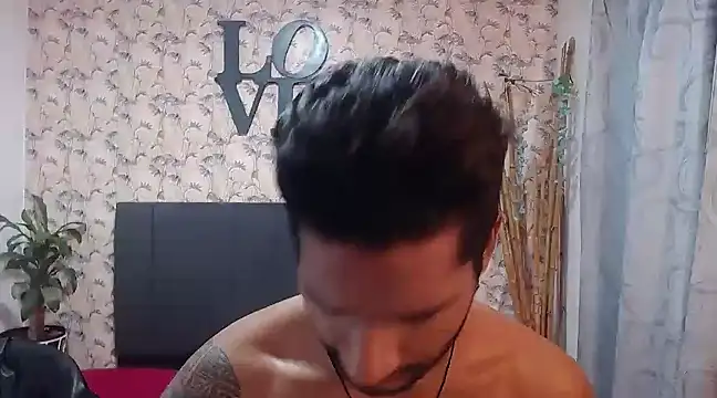 Snapshot of sweet-blowork chatting on 12.08.24 sweet-blowork online show from 12.08.24