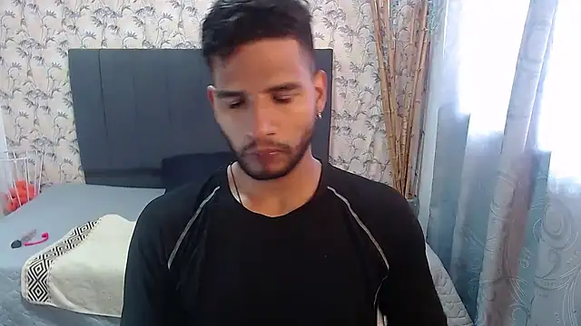 Snapshot of sweet-blowork chatting on 12.13.24 sweet-blowork online show from 12.13.24