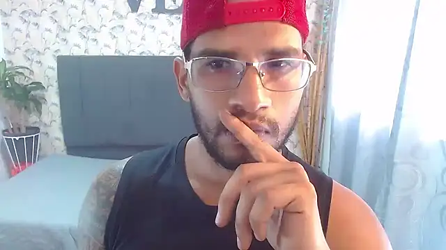 Snapshot of sweet-blowork chatting on 12.23.24 sweet-blowork online show from 12.23.24