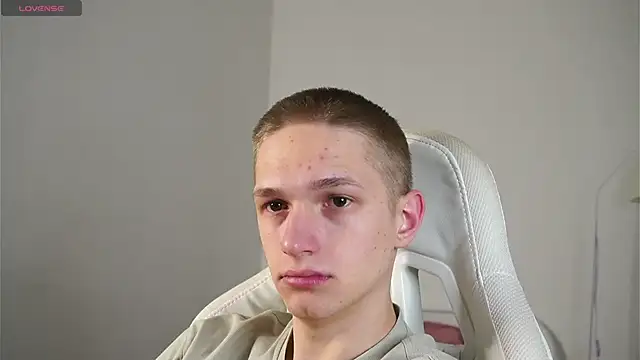 dustyn fox online show from 02.28.25