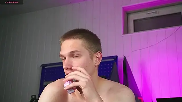 dustyn fox online show from 10.05.25