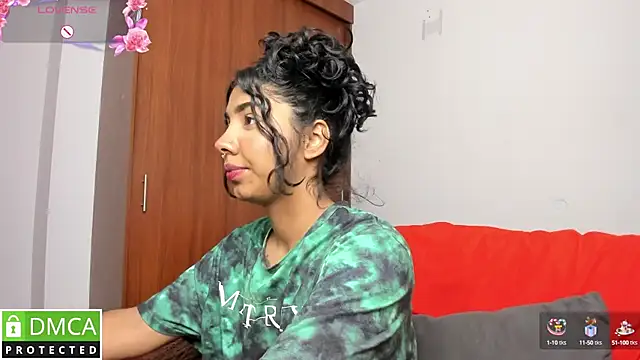 Snapshot of jasmine_bunny_ chatting on 02.16.25 jasmine bunny  online show from 02.16.25