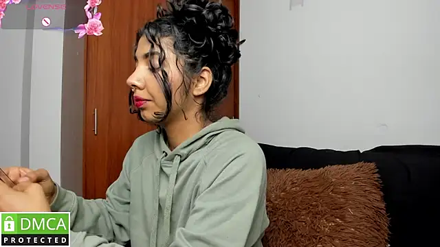 Snapshot of jasmine_bunny_ chatting on 02.17.25 jasmine bunny  online show from 02.17.25