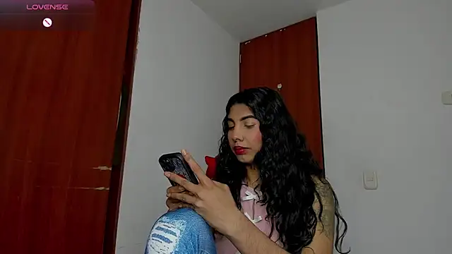 jasmine bunny  online show from 05.11.26
