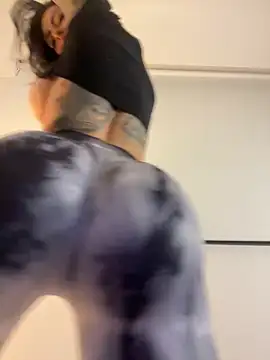 Snapshot of Iam_Annii chatting on 12.06.24 Iam Annii online show from 12.06.24