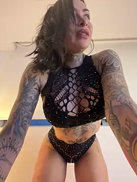 Snapshot of Iam_Annii chatting on 02.21.25 Iam Annii online show from 02.21.25