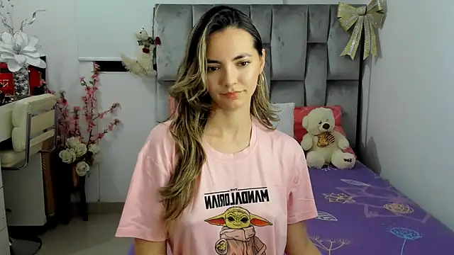 baby-miah online show from 11.21.25