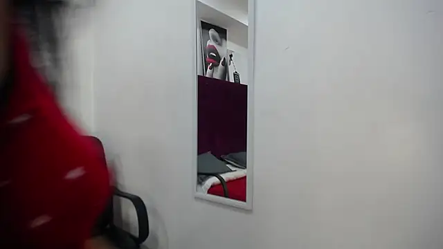 Anthonelaa   online show from 03.01.25