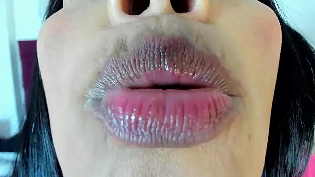 Anthonelaa   online show from 09.13.25